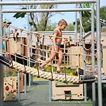 Pine Beach Mobile Homes All Inclusive פארק נופש *