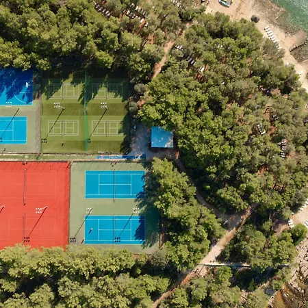 Pine Beach Mobile Homes All Inclusive Kompleks wypoczynkowy Pakoštane