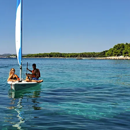 Kompleks wypoczynkowy Pine Beach Mobile Homes All Inclusive Pakoštane
