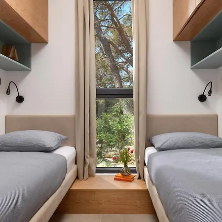 Village de vacances Pine Mobile Homes *
