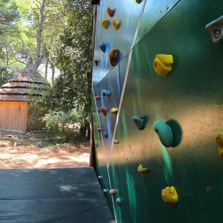 Pine Glamping Homes * Pakoštane