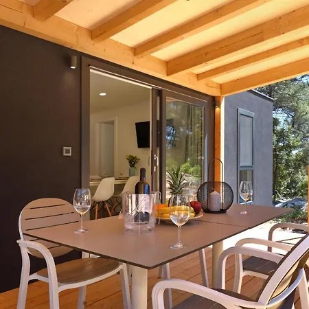 Feriepark Pine Glamping Homes Pakoštane