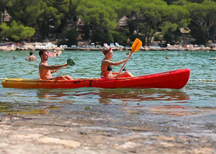 Pine Glamping Homes Kompleks wypoczynkowy