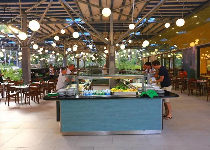 Pine Glamping Homes *