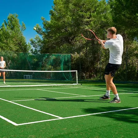 Pine Glamping Homes * Pakostane