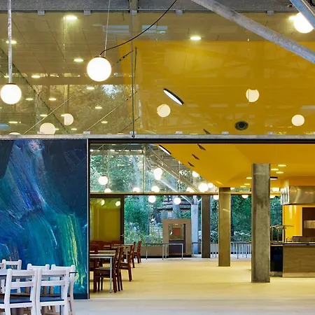 Pine Glamping Homes منتزه العطل