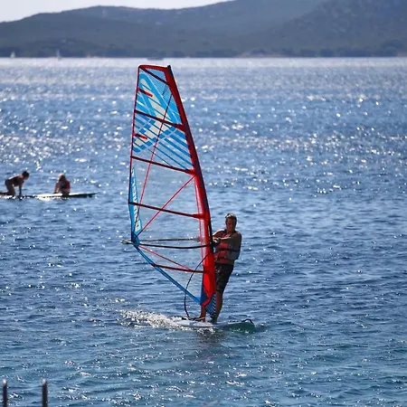 Park za odmor Pine Glamping Homes