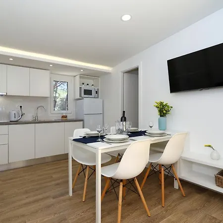 منتزه العطل Pine Glamping Homes *