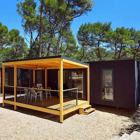 Pine Glamping Homes Park za odmor *