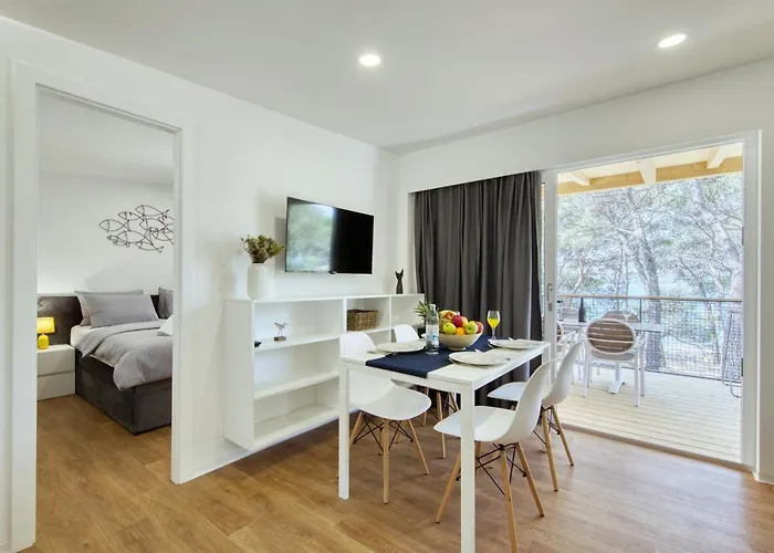 Prázdninový areál Pine Glamping Homes