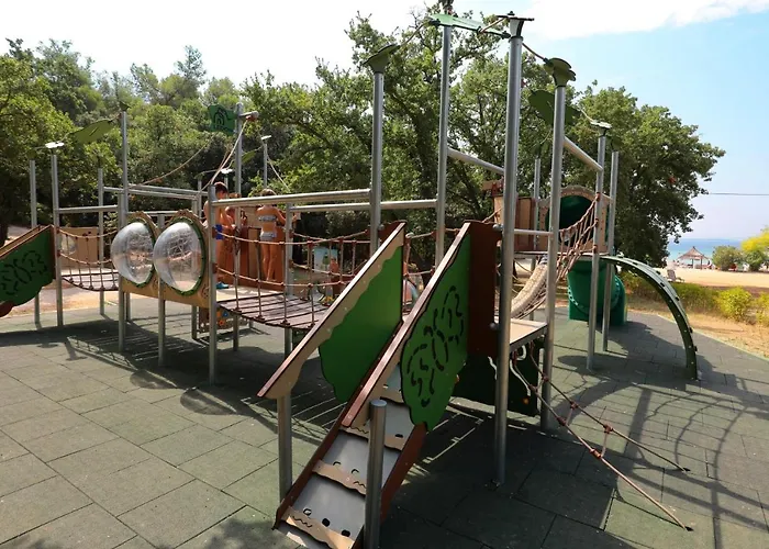 Pine Beach Mobile Homes All Inclusive * Pakoštane