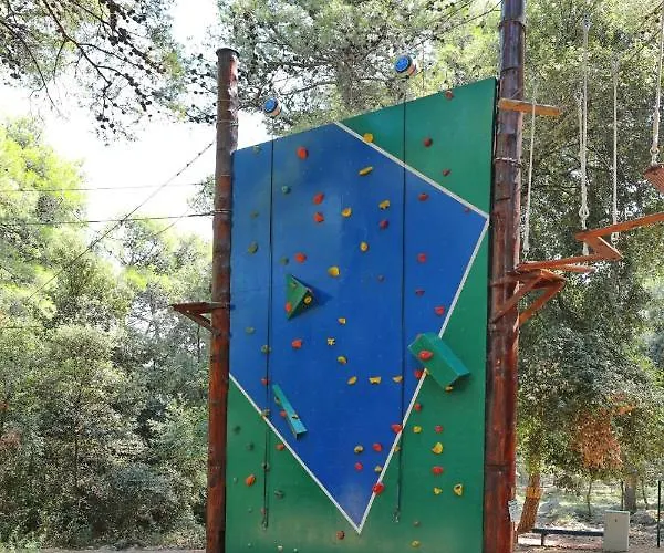 Pine Glamping Homes Parque de vacaciones Pakoštane