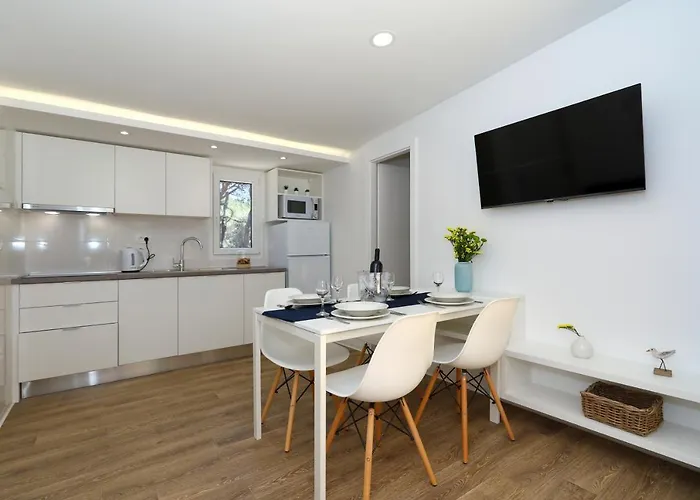 Parque de vacaciones Pine Glamping Homes *